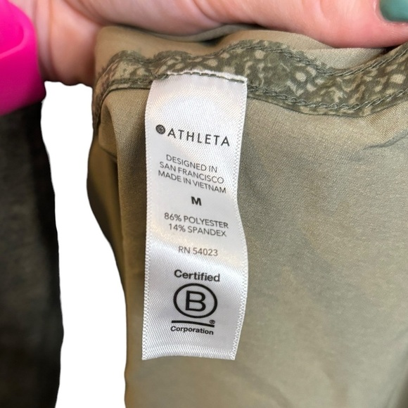 Athleta Zuma Printed Top in Viper Shadow Olive SIZE M        #657857 - Picture 8 of 9